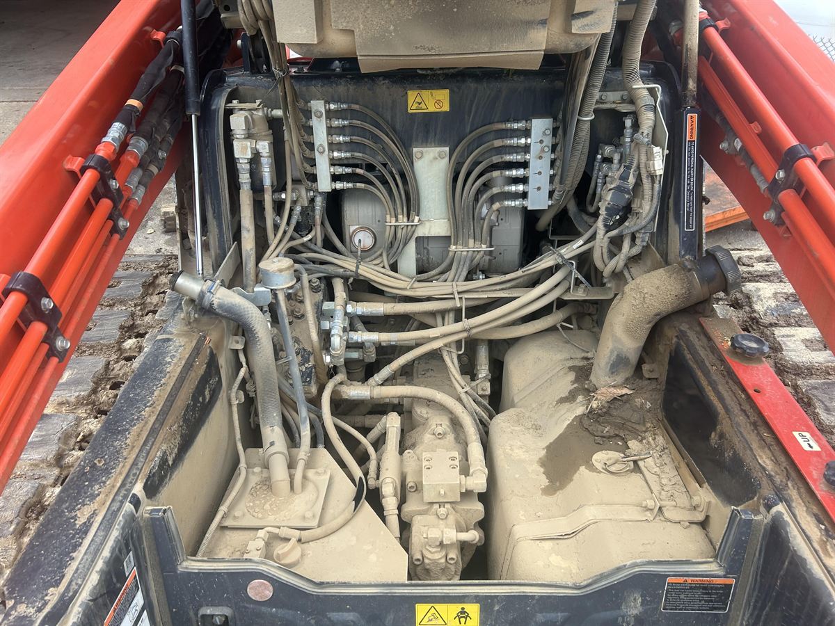 Hydraulic lines and machine systems opened for equipment diagnostics